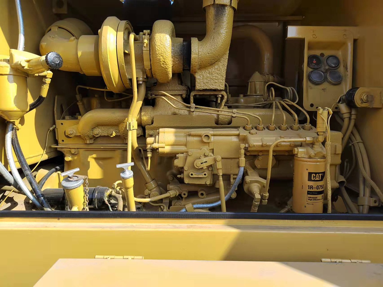 CATERPILLAR 140H - 平路机:图3 CATERPILLAR 140H - 平路机:图3