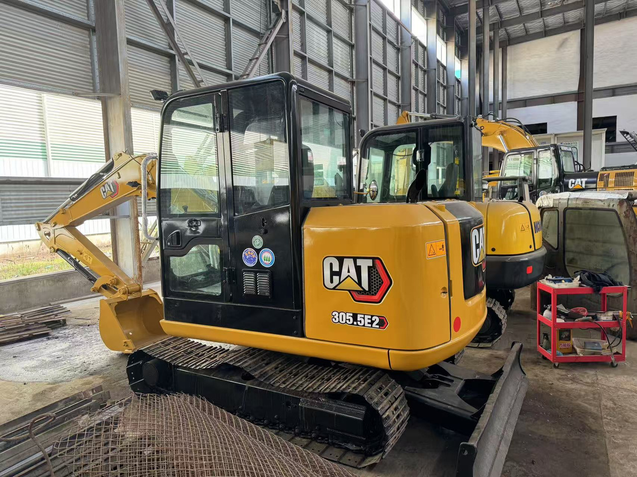 小型挖掘机 CATERPILLAR 305.5E2:图6 小型挖掘机 CATERPILLAR 305.5E2:图6