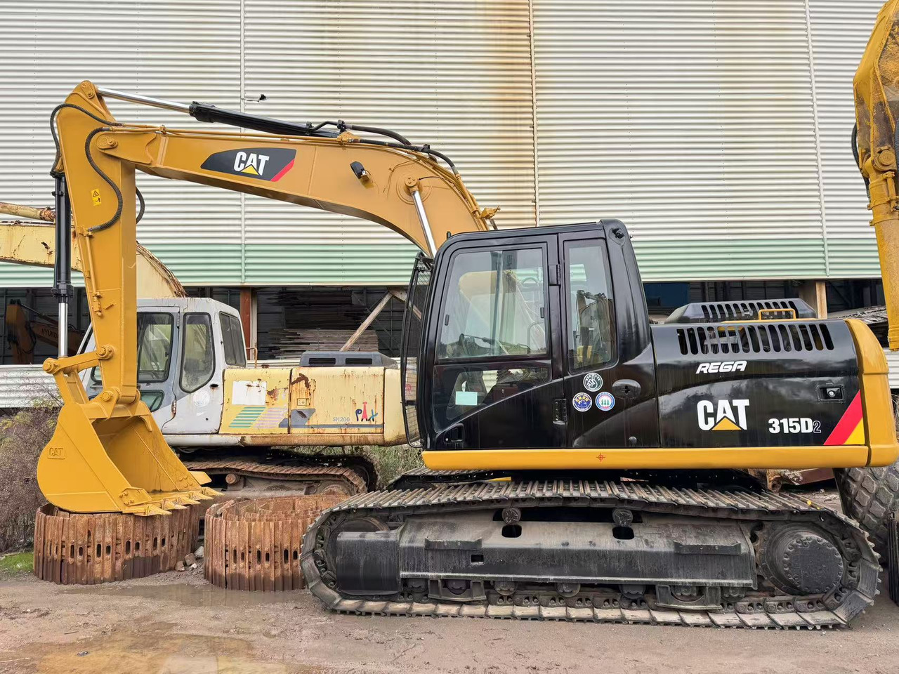 CATERPILLAR 315D2 - 履带式挖掘机:图1 CATERPILLAR 315D2 - 履带式挖掘机:图1
