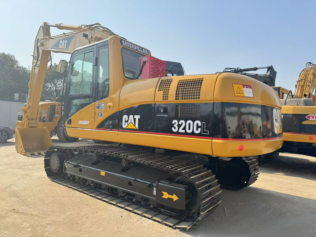 CATERPILLAR 320CL CAT 320 - 履带式挖掘机:图2 CATERPILLAR 320CL CAT 320 - 履带式挖掘机:图2