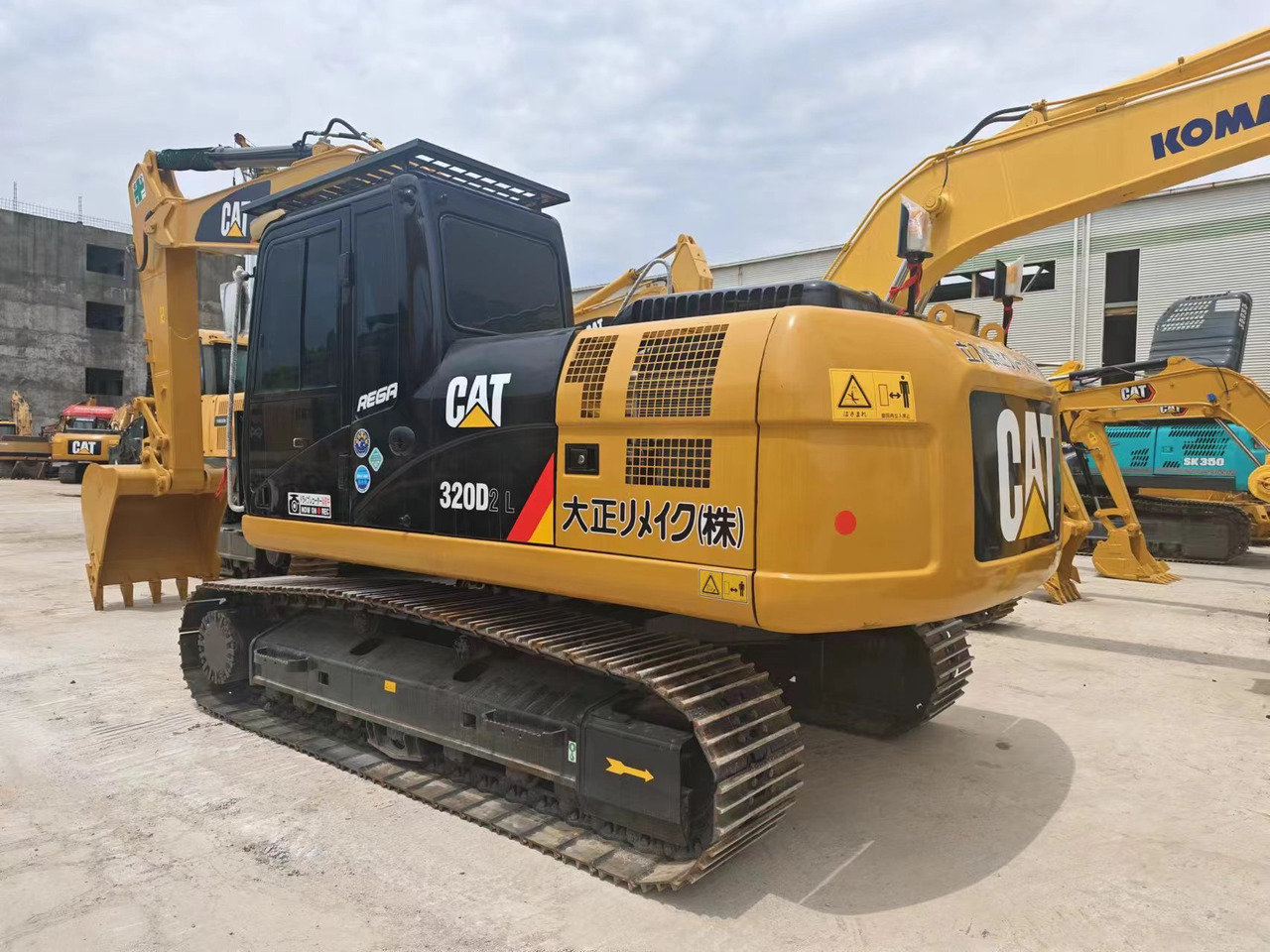 CATERPILLAR 320DL - 履带式挖掘机:图2 CATERPILLAR 320DL - 履带式挖掘机:图2