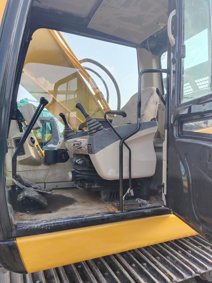 CATERPILLAR 325C - 履带式挖掘机:图4 CATERPILLAR 325C - 履带式挖掘机:图4