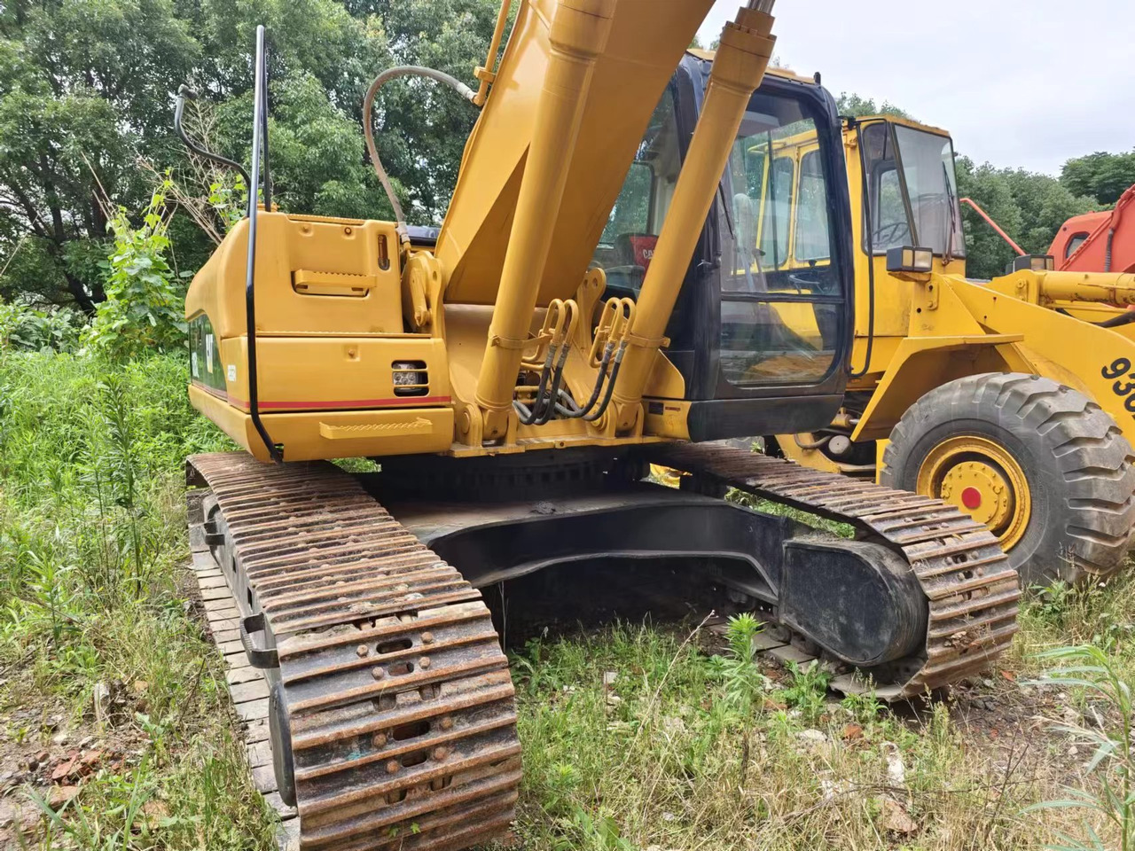 CATERPILLAR 325C - 履带式挖掘机:图2 CATERPILLAR 325C - 履带式挖掘机:图2