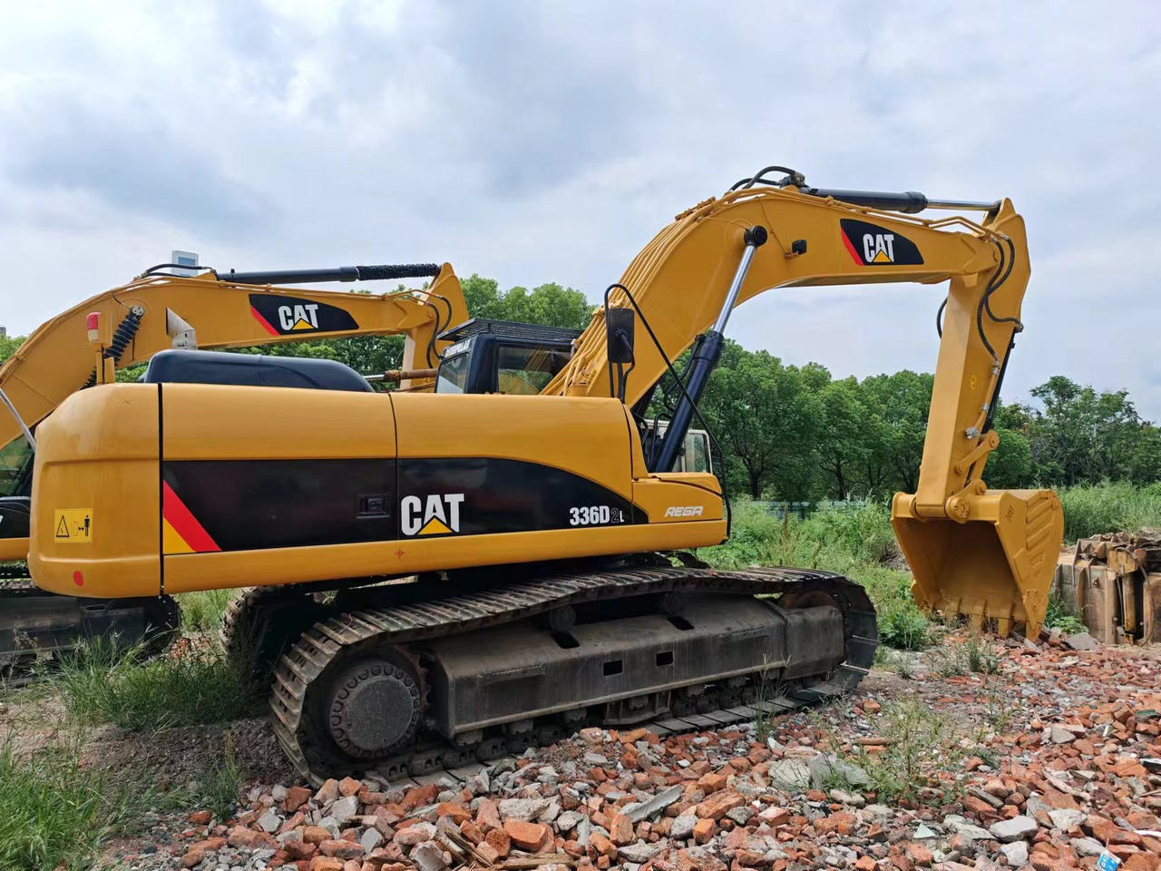 CATERPILLAR 336D2L CAT 336 320 325 - 履带式挖掘机:图2 CATERPILLAR 336D2L CAT 336 320 325 - 履带式挖掘机:图2