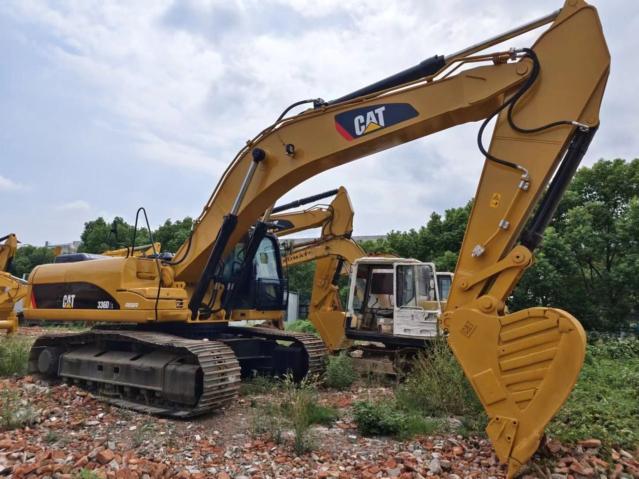 CATERPILLAR 336D2L CAT 336 - 履带式挖掘机:图2 CATERPILLAR 336D2L CAT 336 - 履带式挖掘机:图2