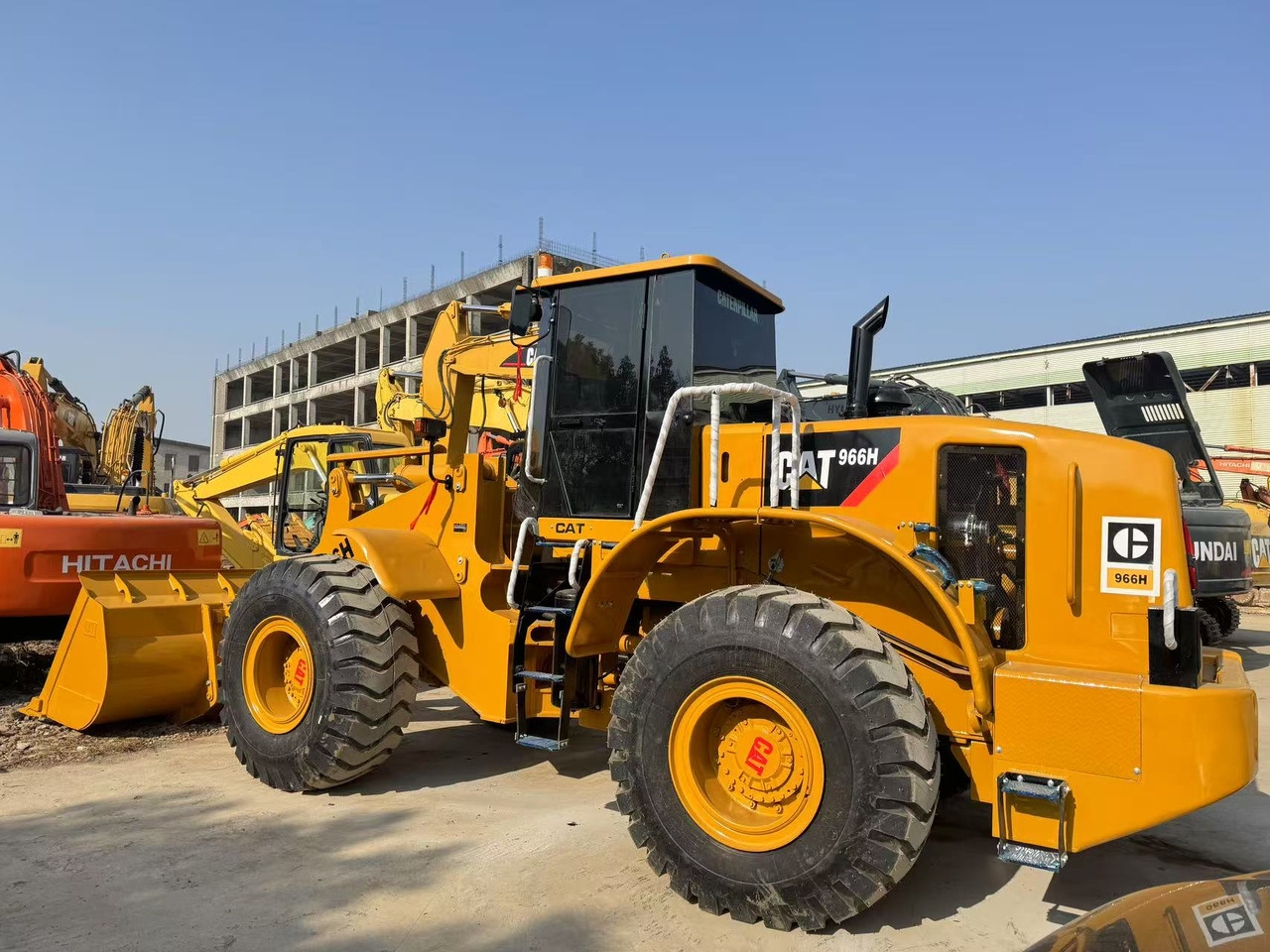轮式装载机 CATERPILLAR 966H:图6 轮式装载机 CATERPILLAR 966H:图6