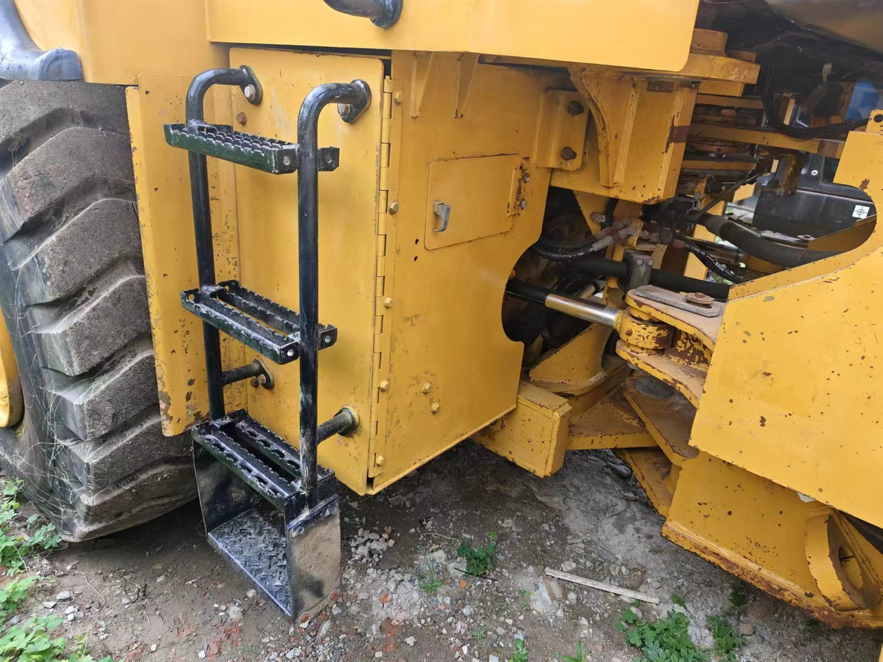 CATERPILLAR 966H - 轮式装载机:图5 CATERPILLAR 966H - 轮式装载机:图5