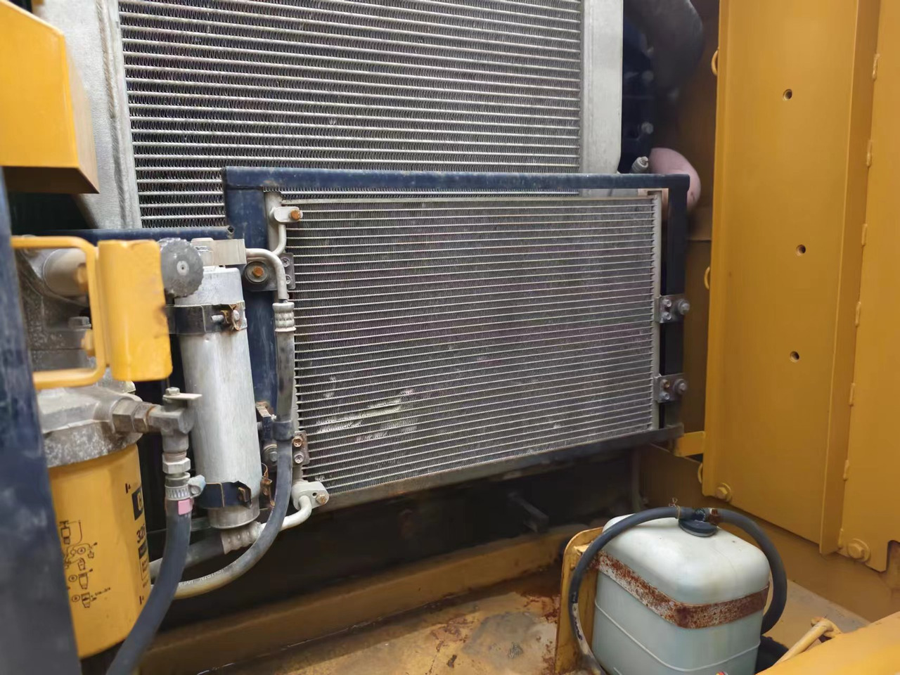 CATERPILLAR CAT 320D2 - 履带式挖掘机:图5 CATERPILLAR CAT 320D2 - 履带式挖掘机:图5