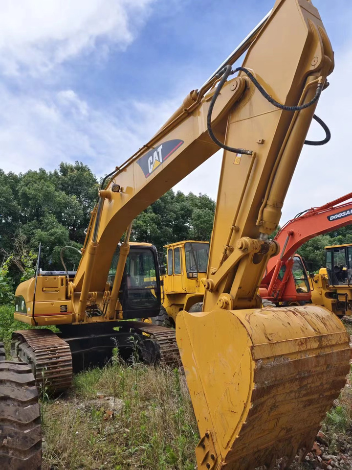 CATERPILLAR CAT 325C - 履带式挖掘机:图2 CATERPILLAR CAT 325C - 履带式挖掘机:图2