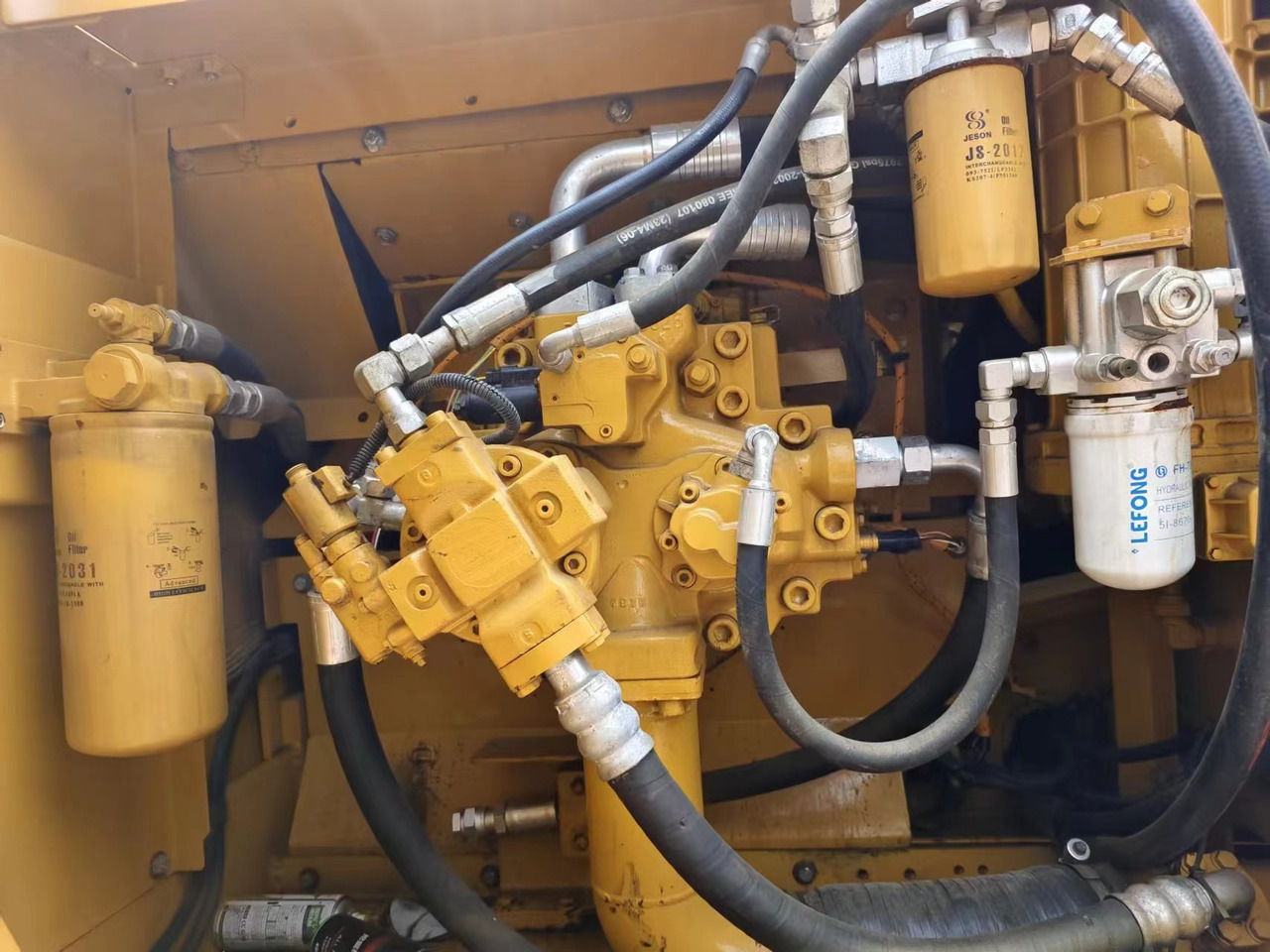 CATERPILLAR CAT 336D2L 336D - 履带式挖掘机:图5 CATERPILLAR CAT 336D2L 336D - 履带式挖掘机:图5