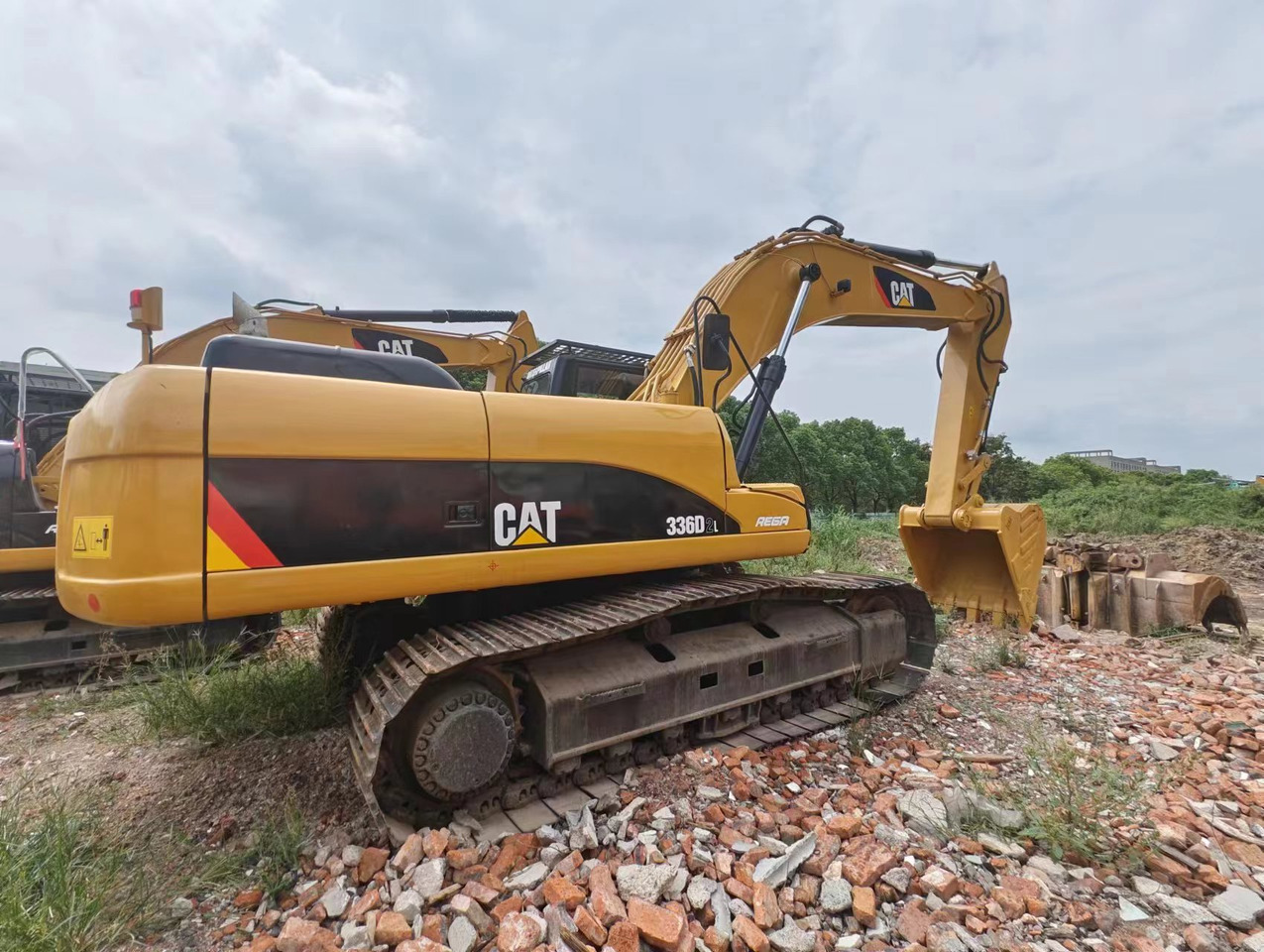 CATERPILLAR CAT 336D2L 336D - 履带式挖掘机:图1 CATERPILLAR CAT 336D2L 336D - 履带式挖掘机:图1