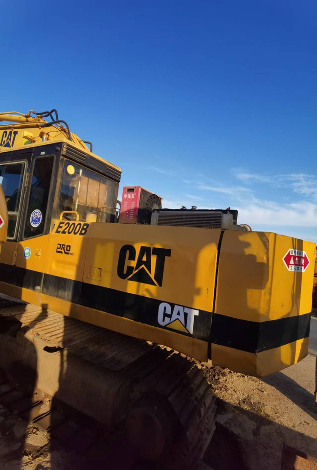 CATERPILLAR E200B - 履带式挖掘机:图3 CATERPILLAR E200B - 履带式挖掘机:图3
