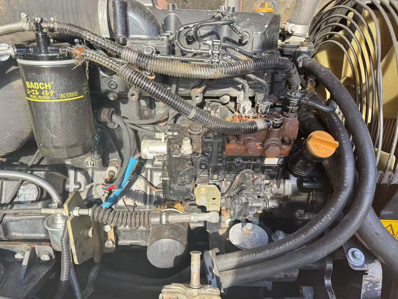 DOOSAN DX60 - 小型挖掘机:图3 DOOSAN DX60 - 小型挖掘机:图3