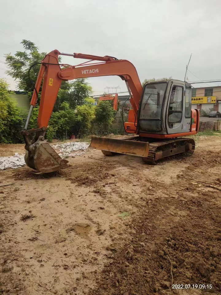 HITACHI EX60-5 - 小型挖掘机:图3 HITACHI EX60-5 - 小型挖掘机:图3