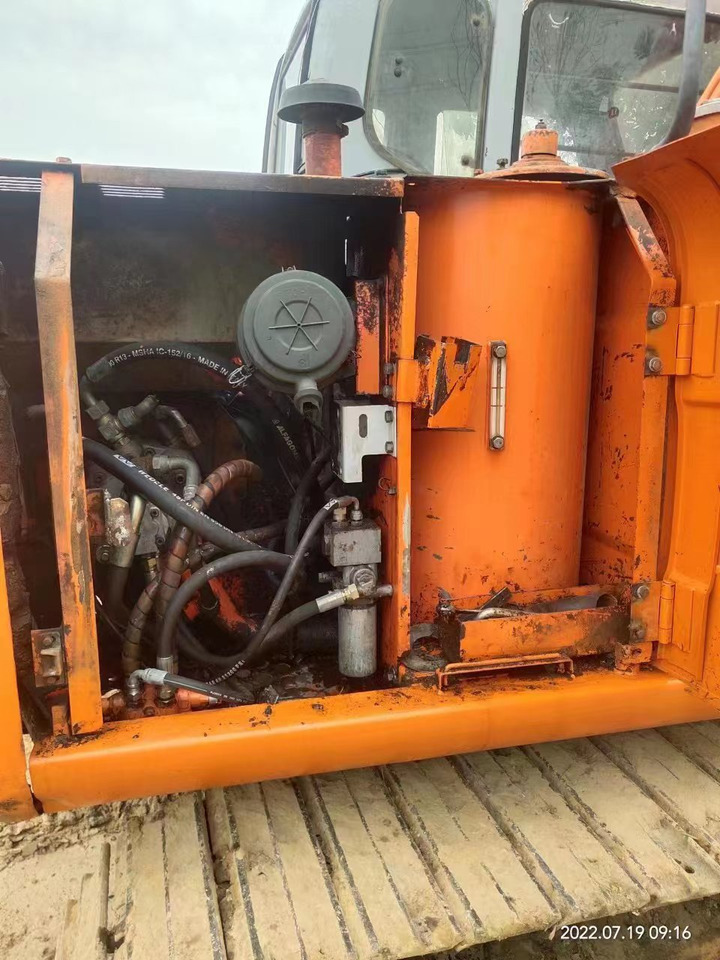 HITACHI EX60-5 - 小型挖掘机:图5 HITACHI EX60-5 - 小型挖掘机:图5