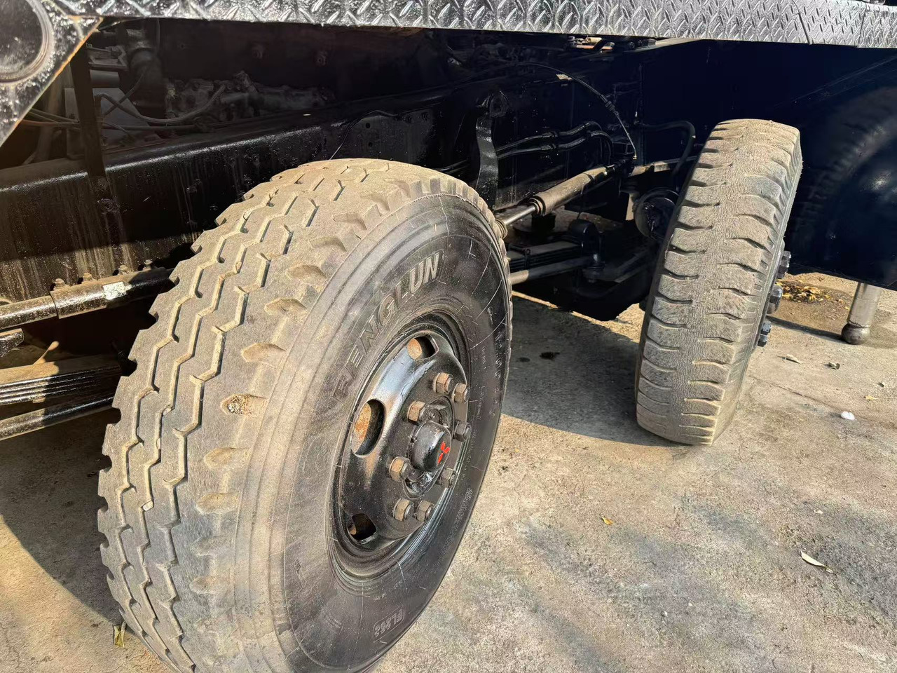 KATO NK400E - 移动式起重机:图5 KATO NK400E - 移动式起重机:图5