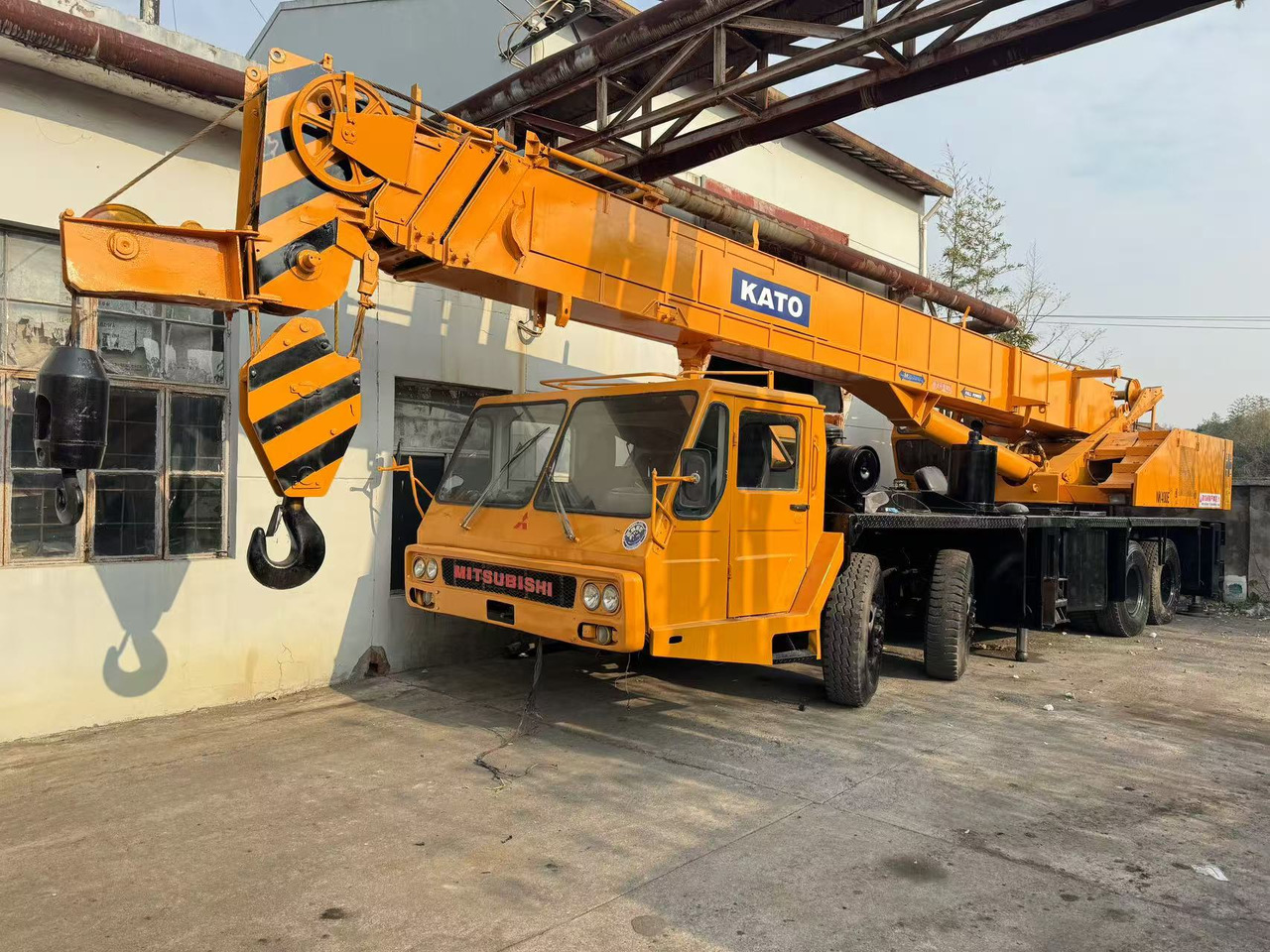 KATO NK400E - 移动式起重机:图1 KATO NK400E - 移动式起重机:图1