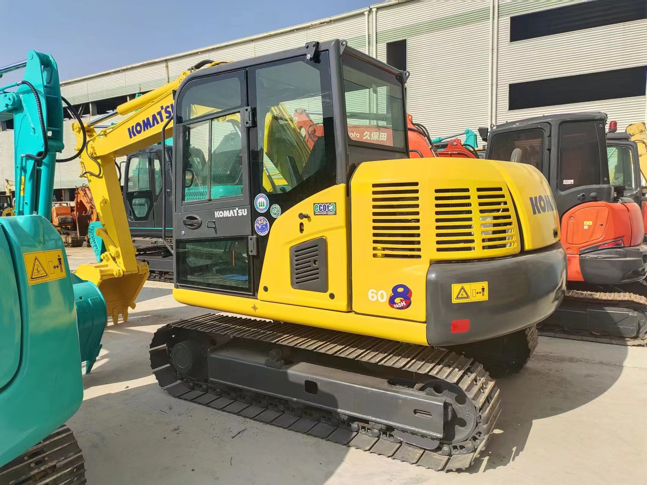 KOBELCO PC60 PC60-8 - 小型挖掘机:图5 KOBELCO PC60 PC60-8 - 小型挖掘机:图5