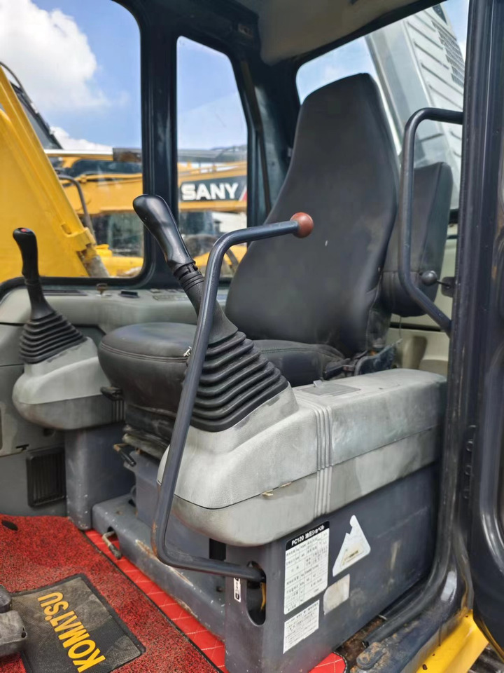 KOMATSU PC120-6 - 履带式挖掘机:图4 KOMATSU PC120-6 - 履带式挖掘机:图4