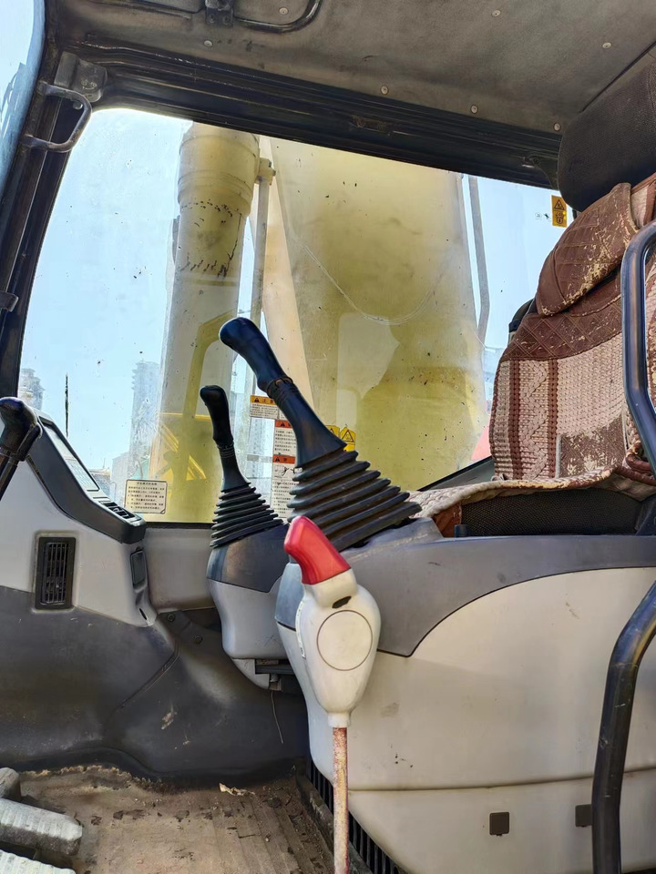 KOMATSU PC300-7 - 履带式挖掘机:图5 KOMATSU PC300-7 - 履带式挖掘机:图5