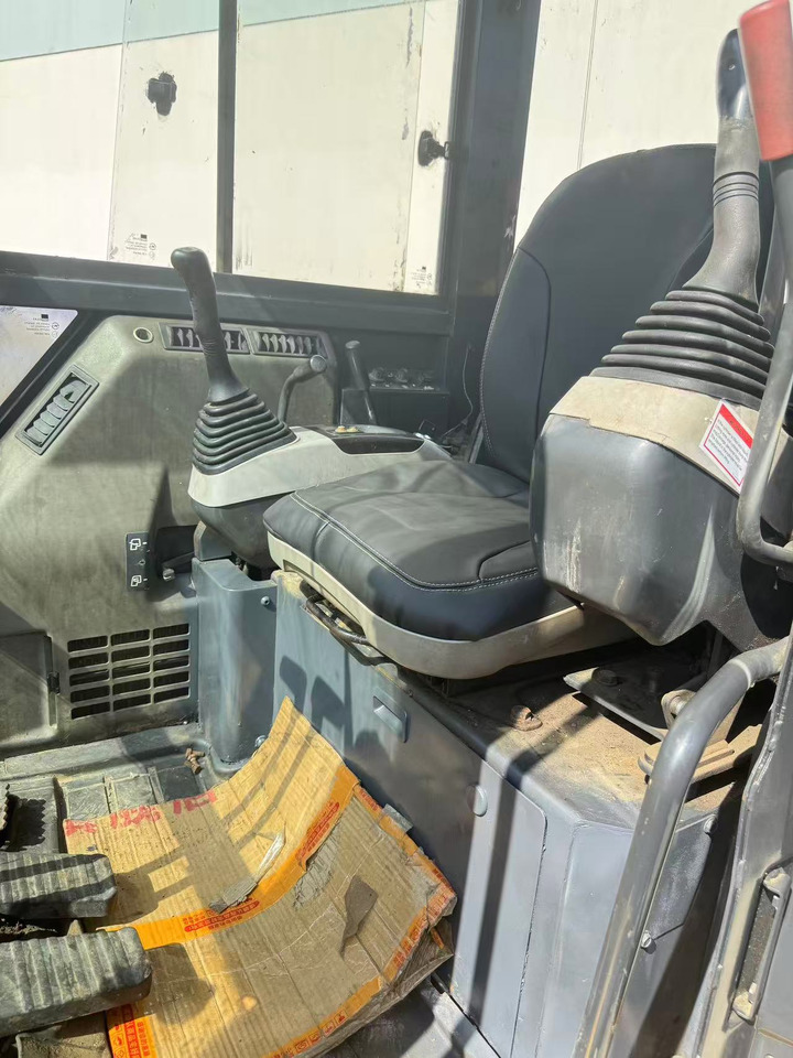 KOMATSU PC35 PC40 PC50 PC55 P60 - 小型挖掘机:图5 KOMATSU PC35 PC40 PC50 PC55 P60 - 小型挖掘机:图5