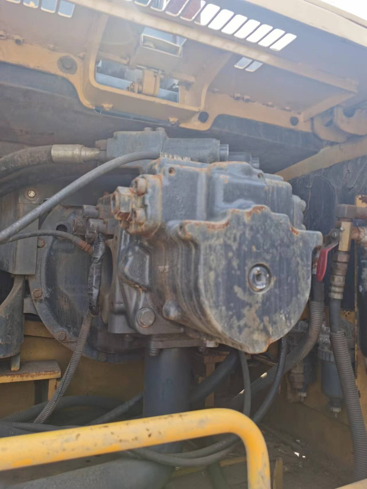KOMATSU PC400-7 - 履带式挖掘机:图5 KOMATSU PC400-7 - 履带式挖掘机:图5