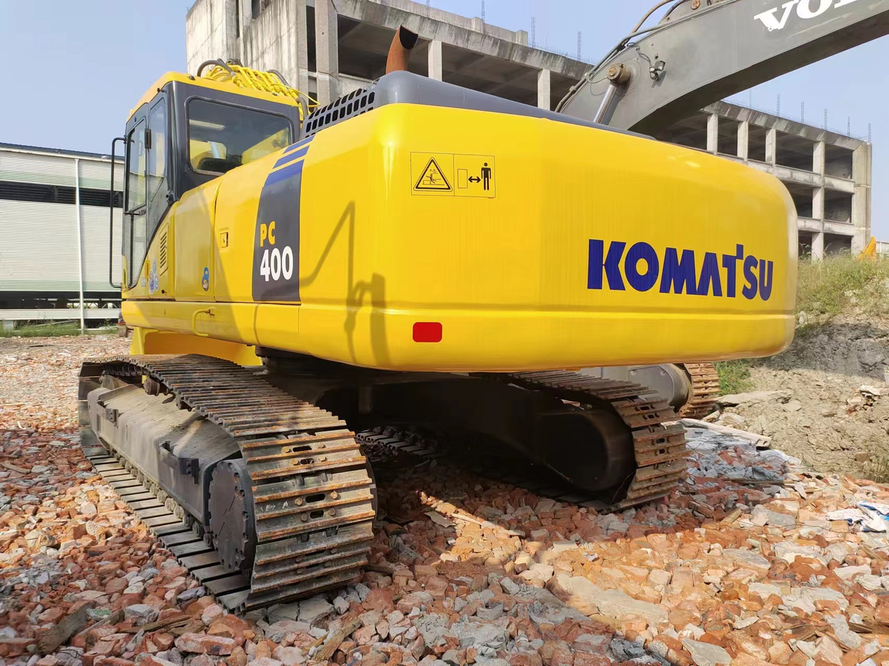 KOMATSU PC400-7 - 履带式挖掘机:图1 KOMATSU PC400-7 - 履带式挖掘机:图1