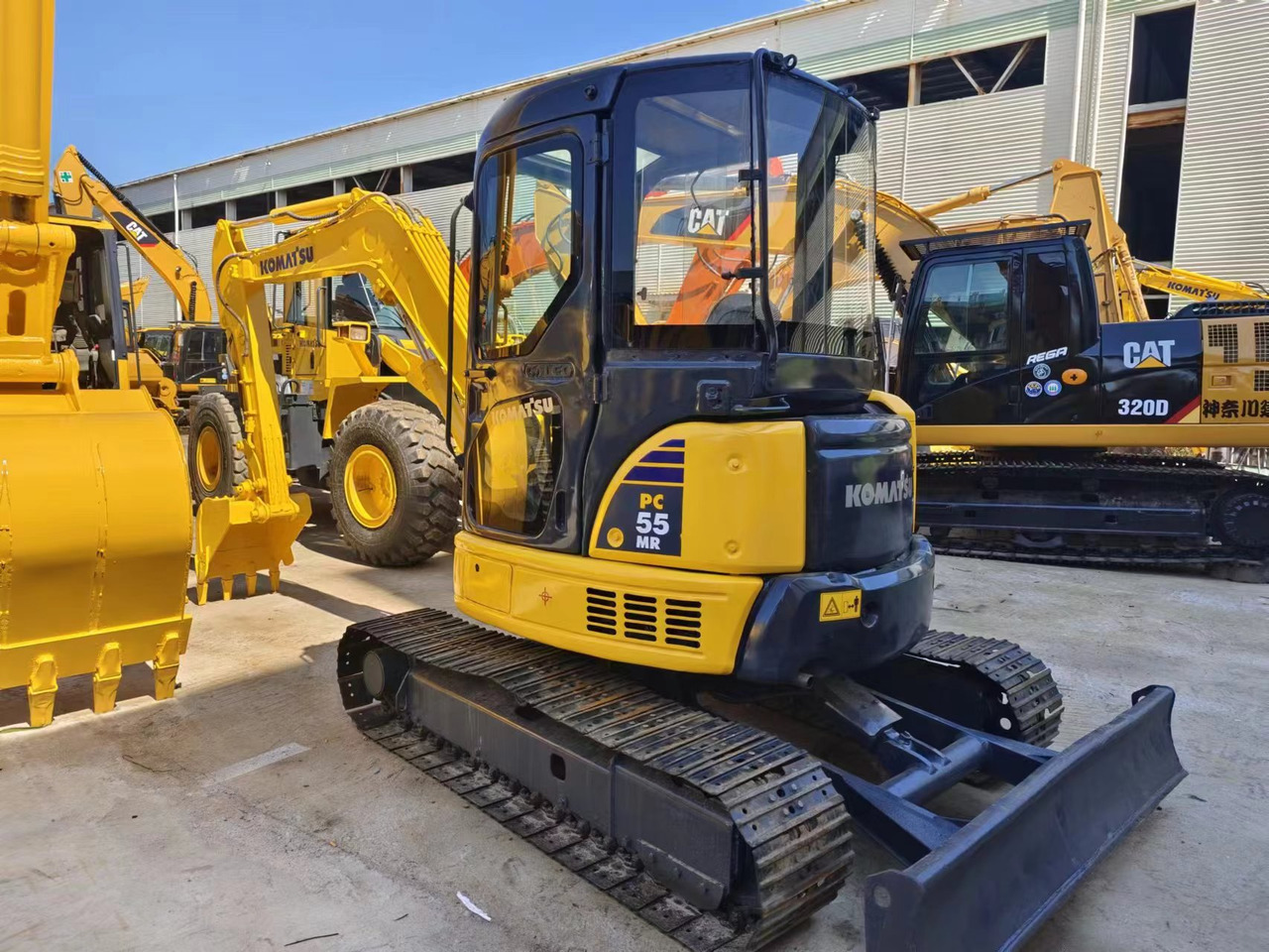 KOMATSU PC55MR - 小型挖掘机:图5 KOMATSU PC55MR - 小型挖掘机:图5