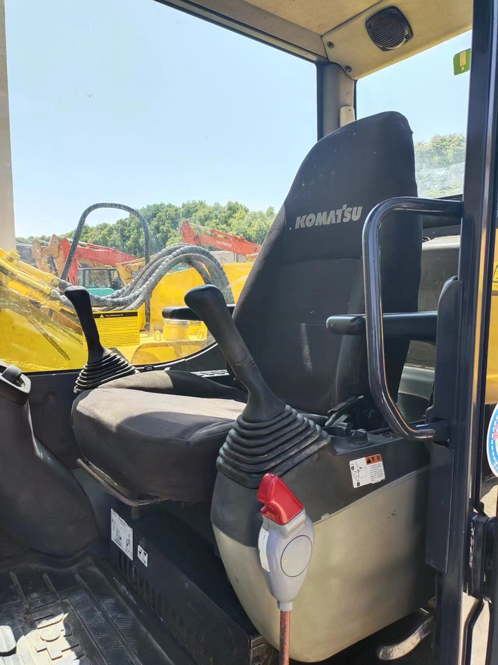 KOMATSU PC70-8 - 小型挖掘机:图3 KOMATSU PC70-8 - 小型挖掘机:图3