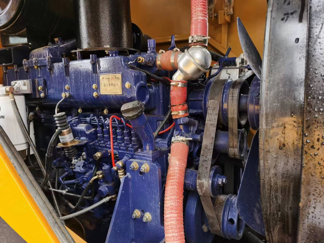 SDLG 956F - 轮式装载机:图5 SDLG 956F - 轮式装载机:图5