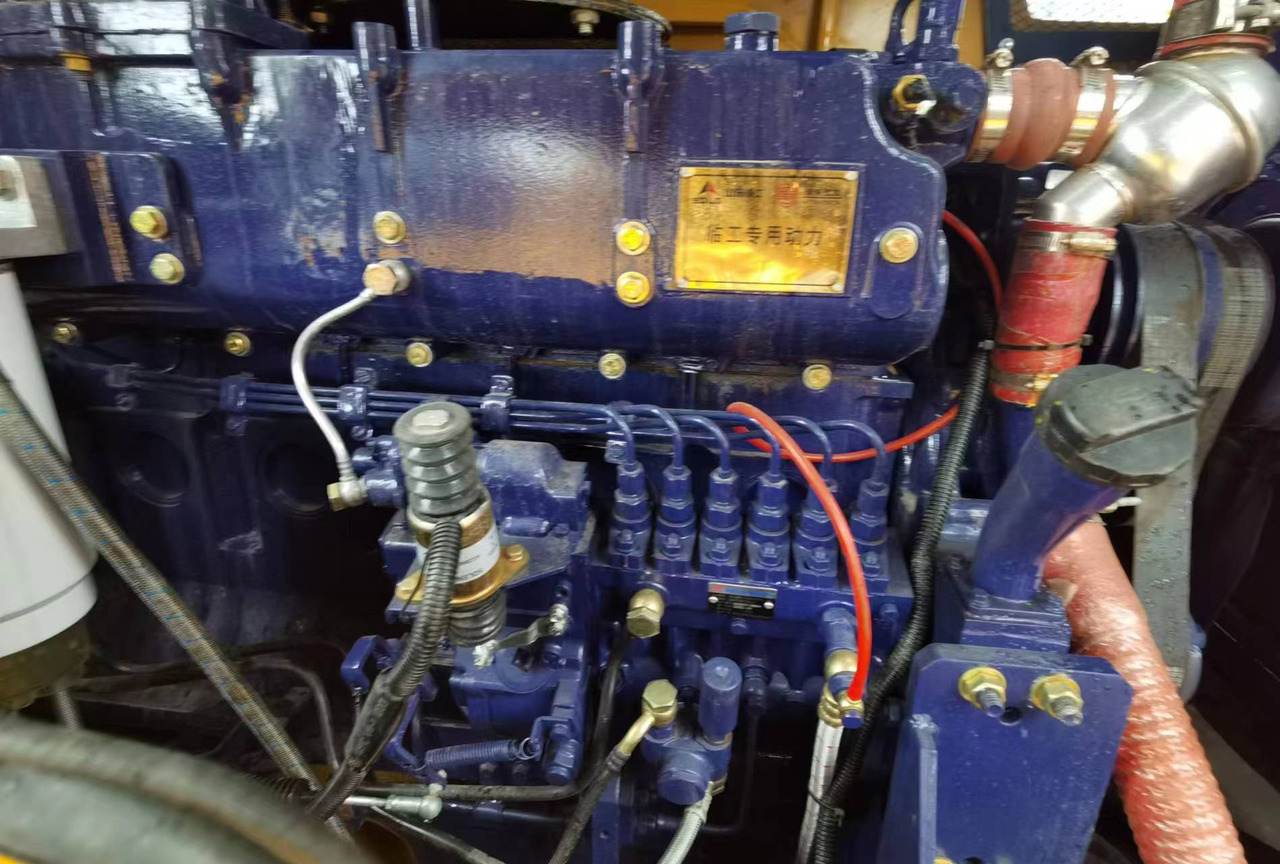 SDLG 956F - 轮式装载机:图4 SDLG 956F - 轮式装载机:图4