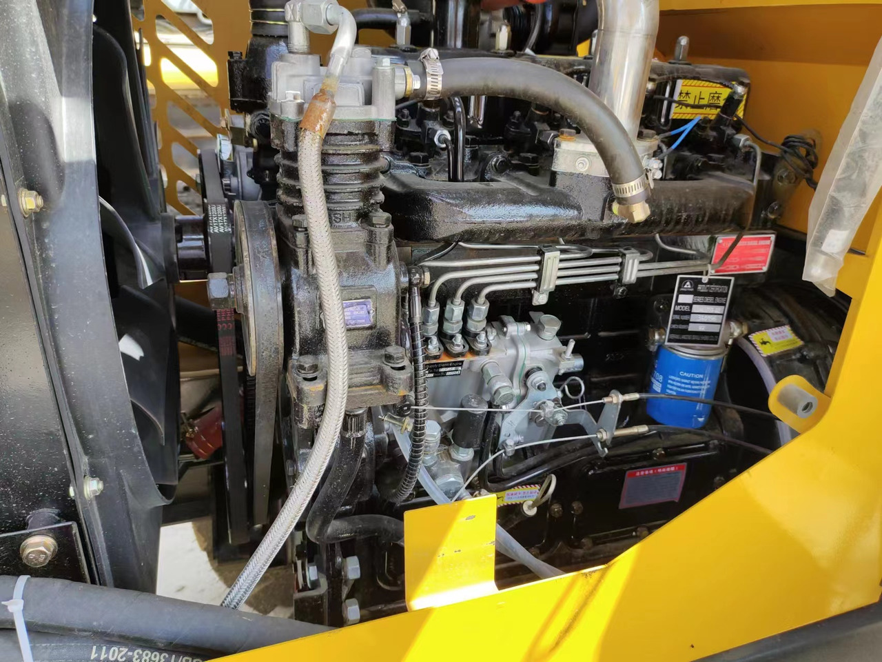 SDLG LG928 - 轮式装载机:图4 SDLG LG928 - 轮式装载机:图4