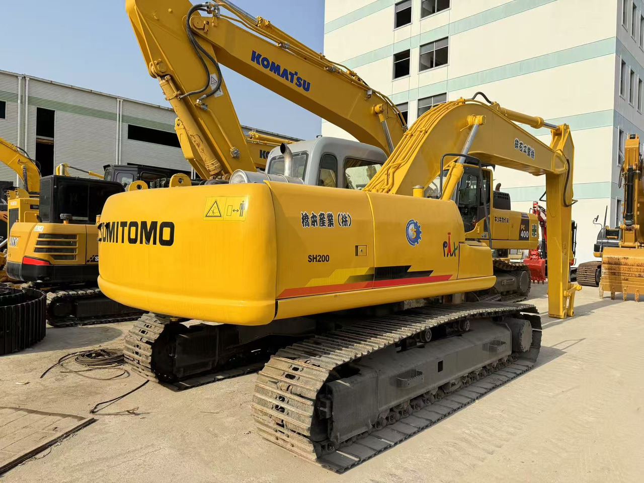 SUMITOMO SH200 - 履带式挖掘机:图2 SUMITOMO SH200 - 履带式挖掘机:图2