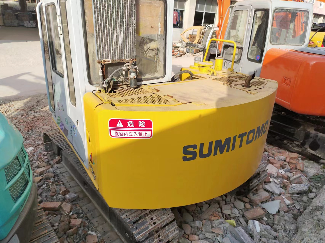 SUMITOMO SH60 - 小型挖掘机:图3 SUMITOMO SH60 - 小型挖掘机:图3