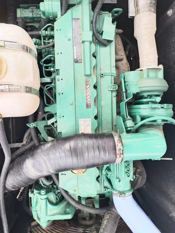 VOLVO EC240 - 履带式挖掘机:图5 VOLVO EC240 - 履带式挖掘机:图5