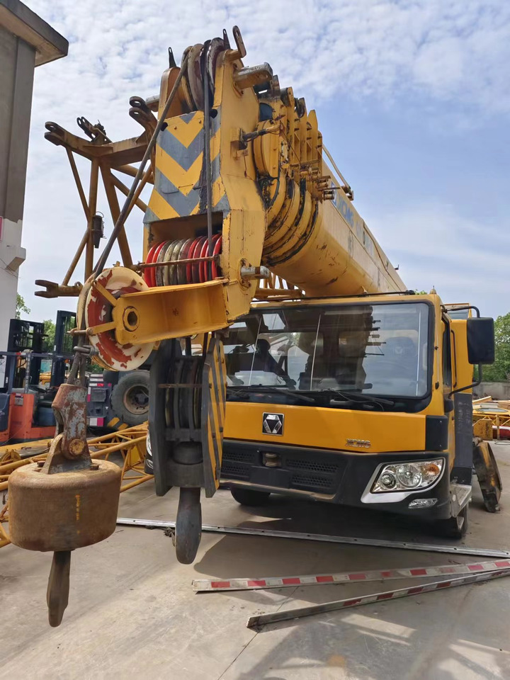 XCMG QY100K-Ⅱ QY100K 100tons - 移动式起重机:图1 XCMG QY100K-Ⅱ QY100K 100tons - 移动式起重机:图1