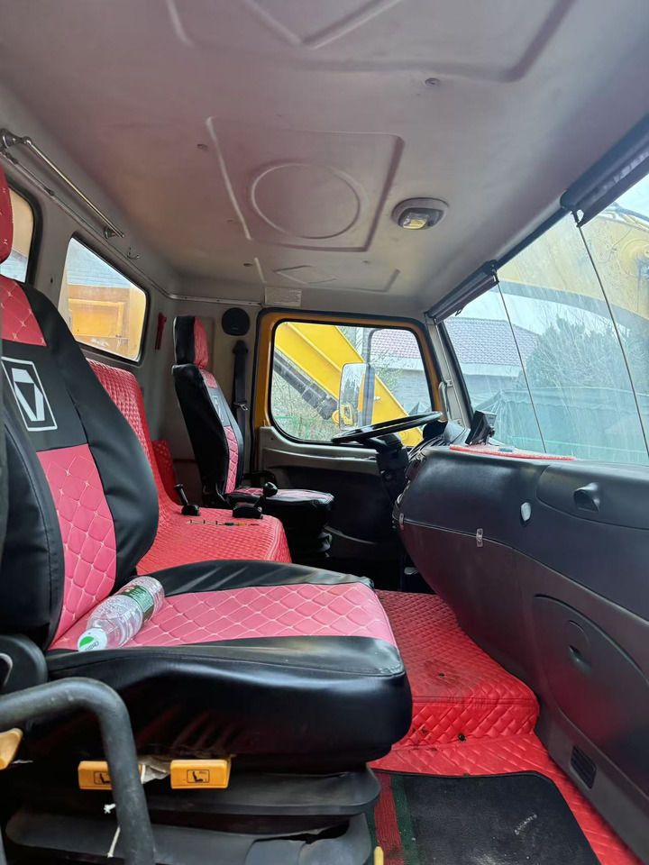 XCMG QY100K - 移动式起重机:图5 XCMG QY100K - 移动式起重机:图5