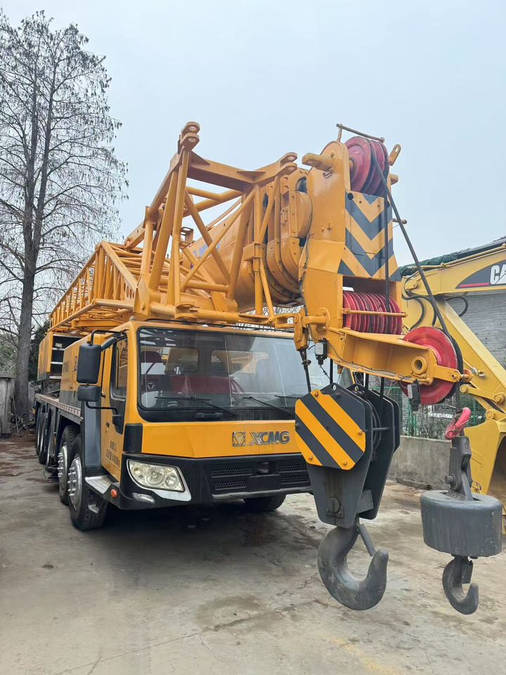 XCMG QY100K - 移动式起重机:图1 XCMG QY100K - 移动式起重机:图1