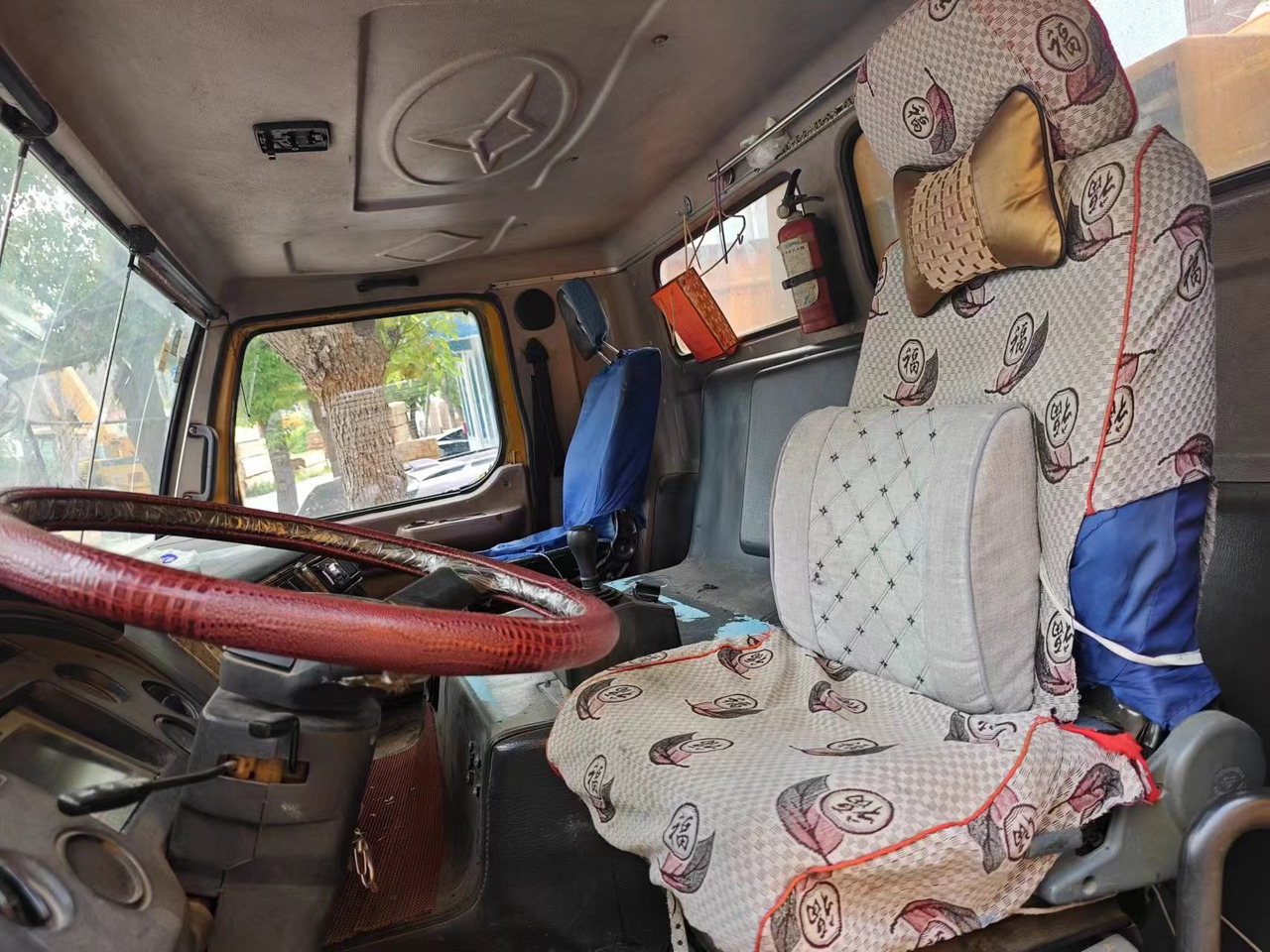 XCMG QY130K - 移动式起重机:图4 XCMG QY130K - 移动式起重机:图4