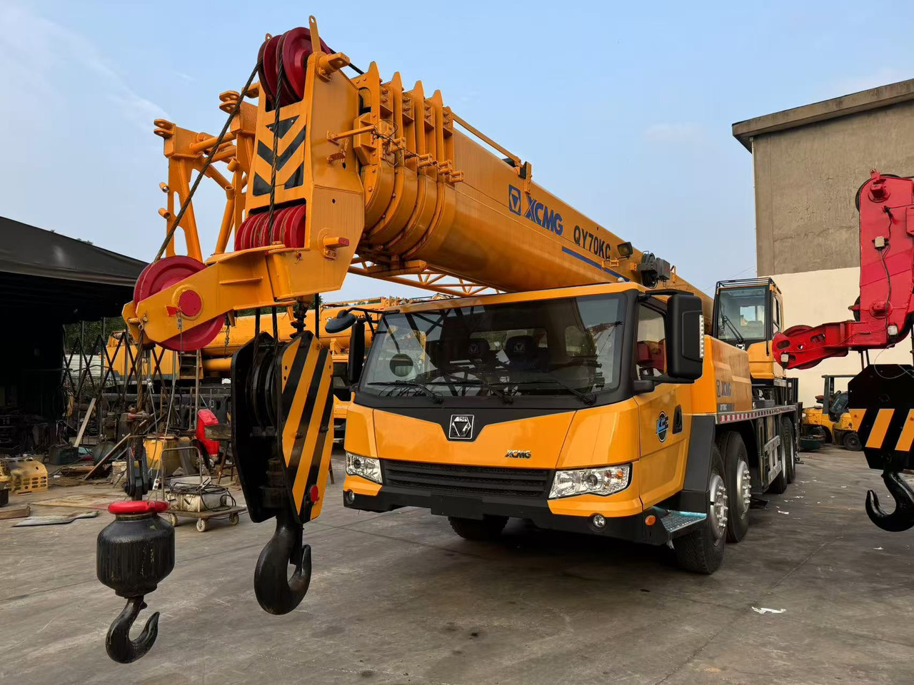 XCMG QY70K - 移动式起重机:图1 XCMG QY70K - 移动式起重机:图1