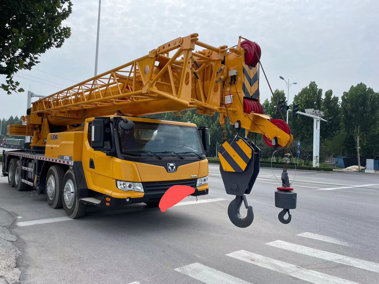 XCMG QY70K - 移动式起重机:图1 XCMG QY70K - 移动式起重机:图1