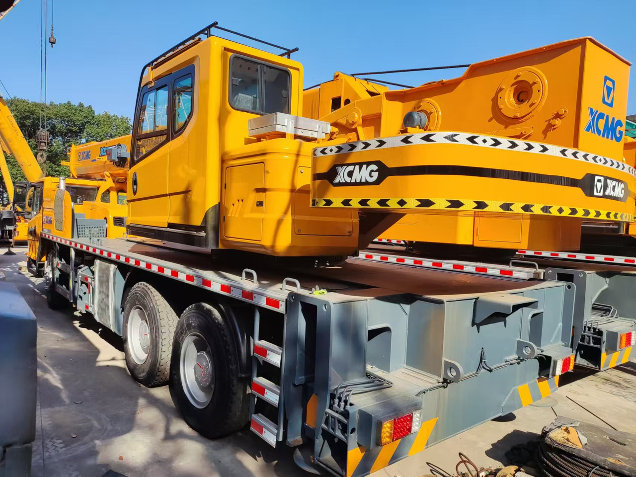 XCMG XCT25 mobile crane 25tons China made - 移动式起重机:图3 XCMG XCT25 mobile crane 25tons China made - 移动式起重机:图3