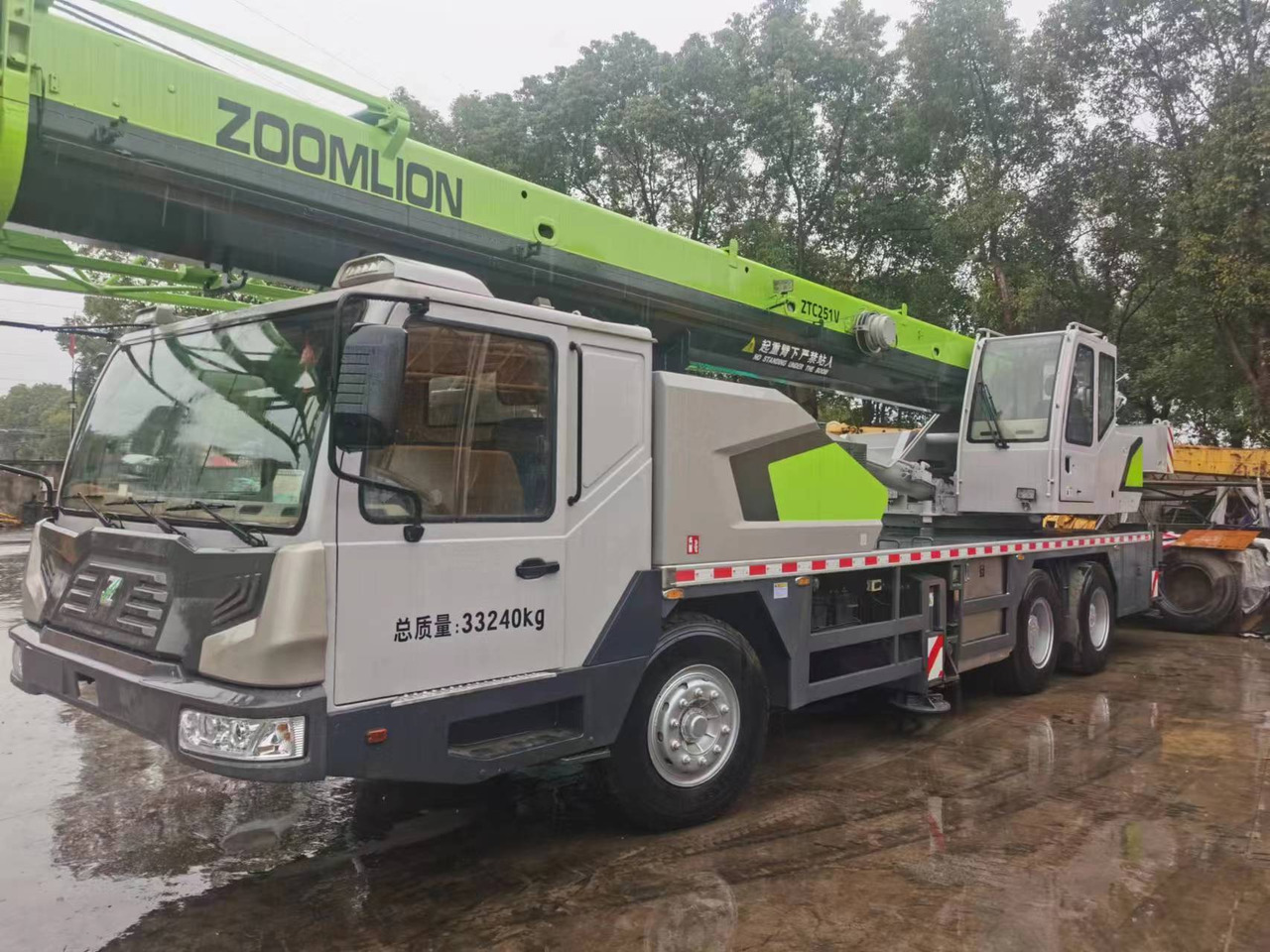ZOOMLION ZTC251V - 移动式起重机:图4 ZOOMLION ZTC251V - 移动式起重机:图4