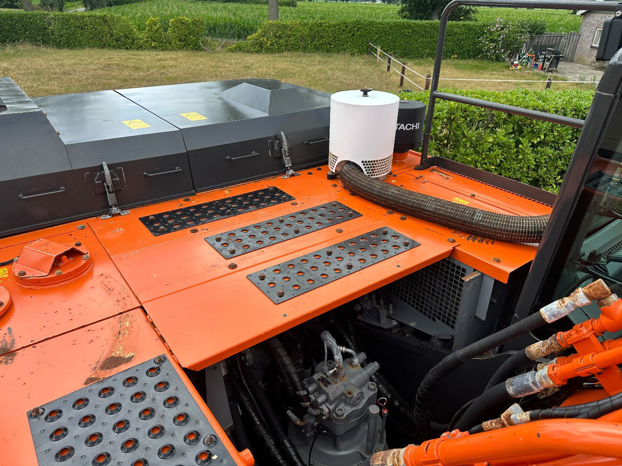 履带式挖掘机 Hitachi ZX350LC-6：图25