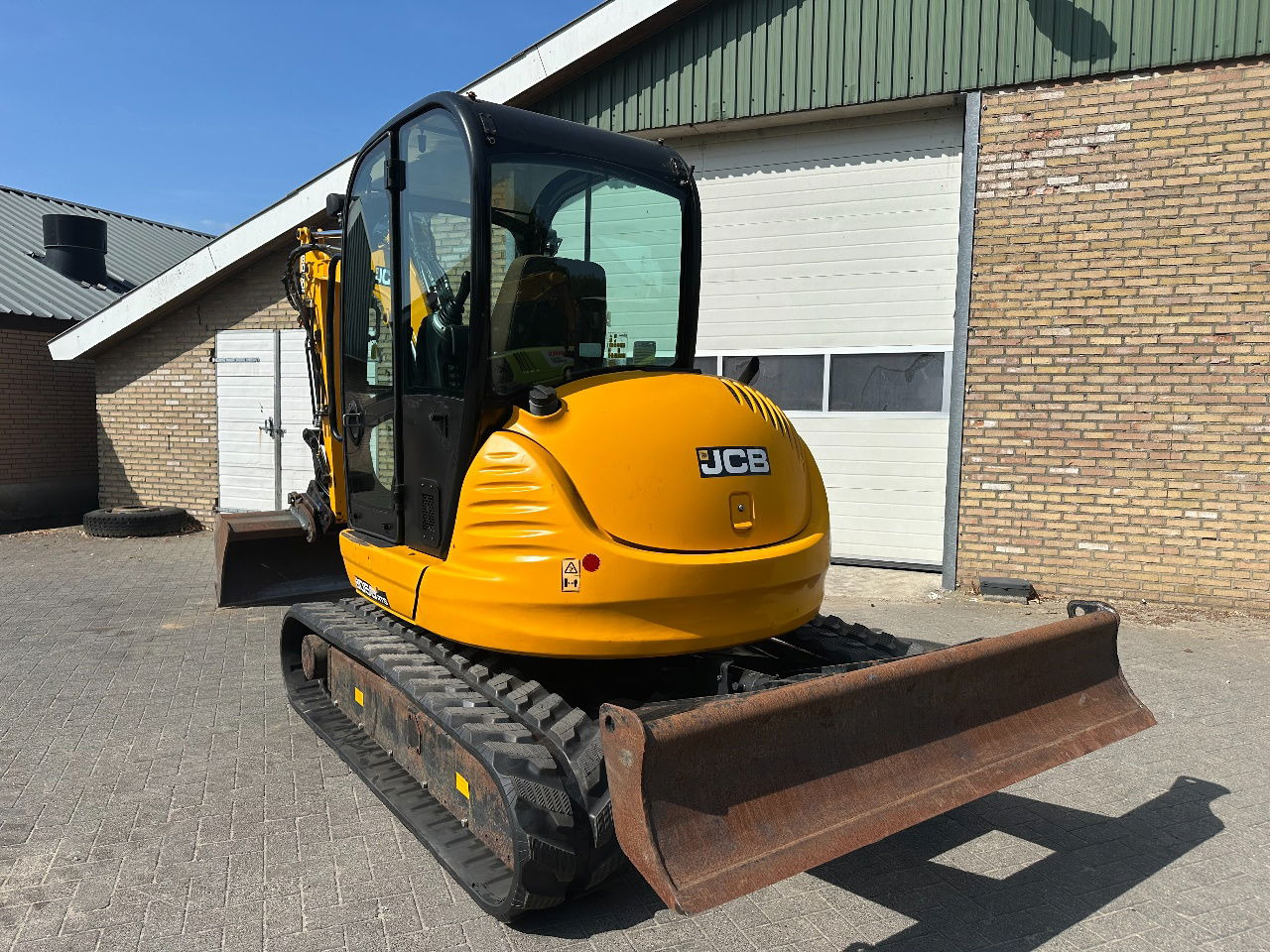 JCB 8050 - 小型挖掘机:图4 JCB 8050 - 小型挖掘机:图4