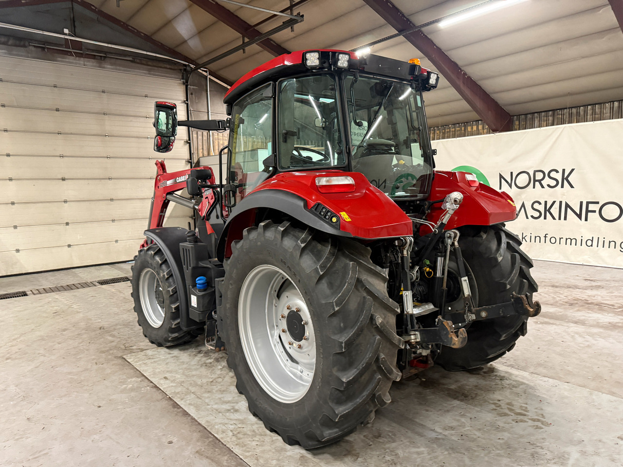 CASE IH Luxxum 120 - 拖拉机:图3 CASE IH Luxxum 120 - 拖拉机:图3