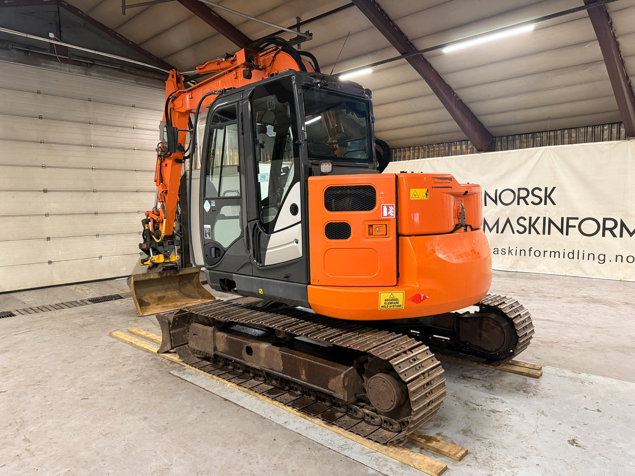 Hitachi ZX85US-5A - 小型挖掘机:图3 Hitachi ZX85US-5A - 小型挖掘机:图3