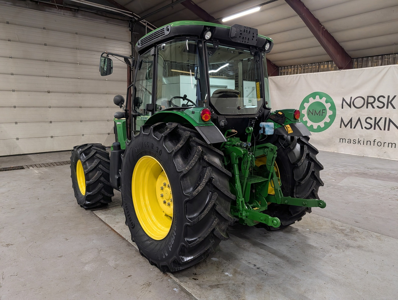 John Deere 5090G - 拖拉机:图3 John Deere 5090G - 拖拉机:图3