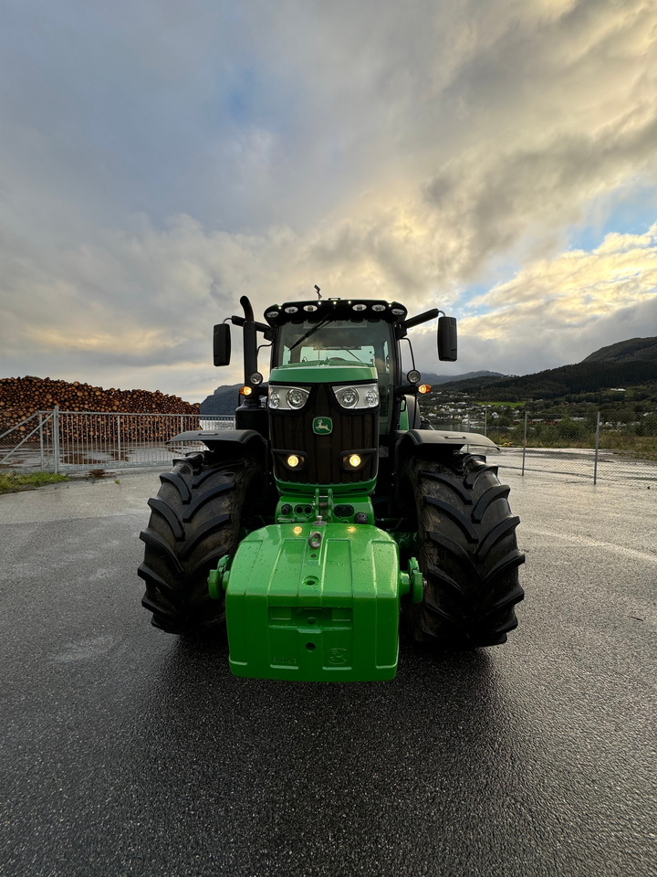 John Deere 6215R - 拖拉机:图4 John Deere 6215R - 拖拉机:图4