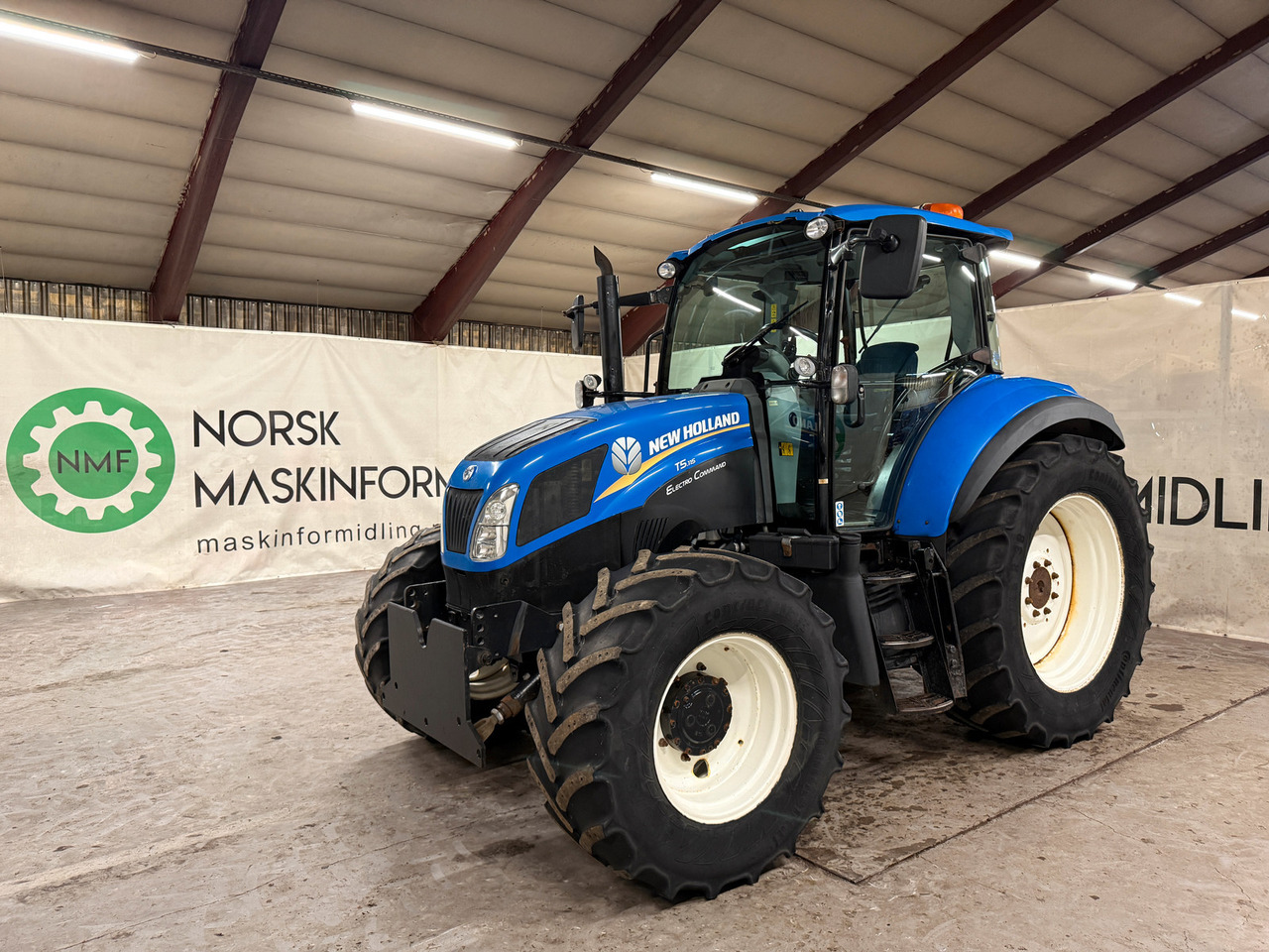 New Holland T5.115 EC - 拖拉机:图1 New Holland T5.115 EC - 拖拉机:图1